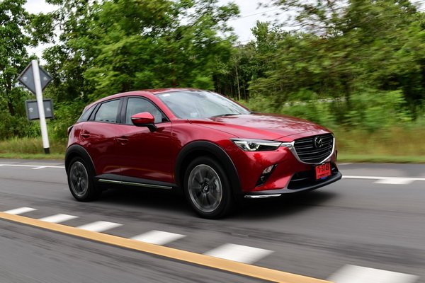 Drill 8 Highlights Mazda CX3 Crossover Utility Vehicle