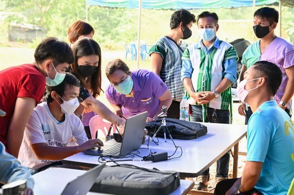 Thai Red Cross Society Vaccination Service Unit in Suan Phueng Ratchaburi