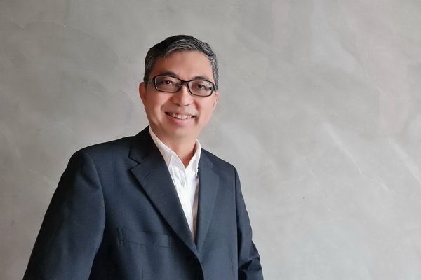 OKLS Turning the Crisis Into an Opportunity Maintain 8 Schools Add Online Platform